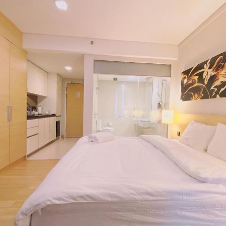 Straits Suite By C Homestay Malacca Extérieur photo