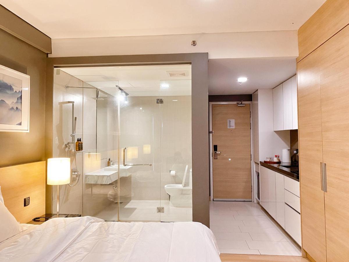 Straits Suite By C Homestay Malacca Extérieur photo
