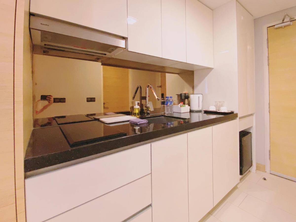 Straits Suite By C Homestay Malacca Extérieur photo
