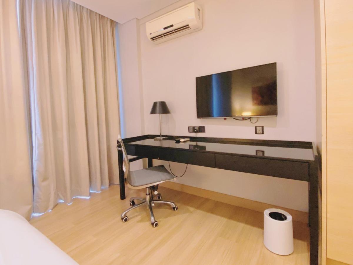 Straits Suite By C Homestay Malacca Extérieur photo