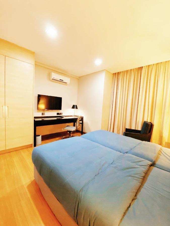 Straits Suite By C Homestay Malacca Extérieur photo