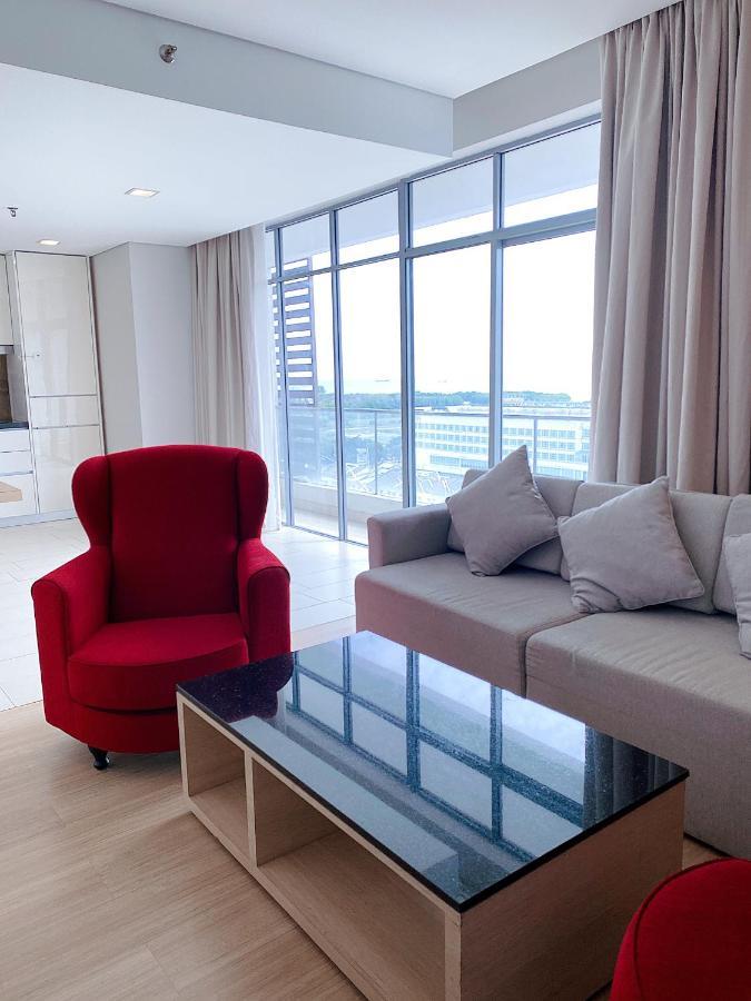 Straits Suite By C Homestay Malacca Extérieur photo