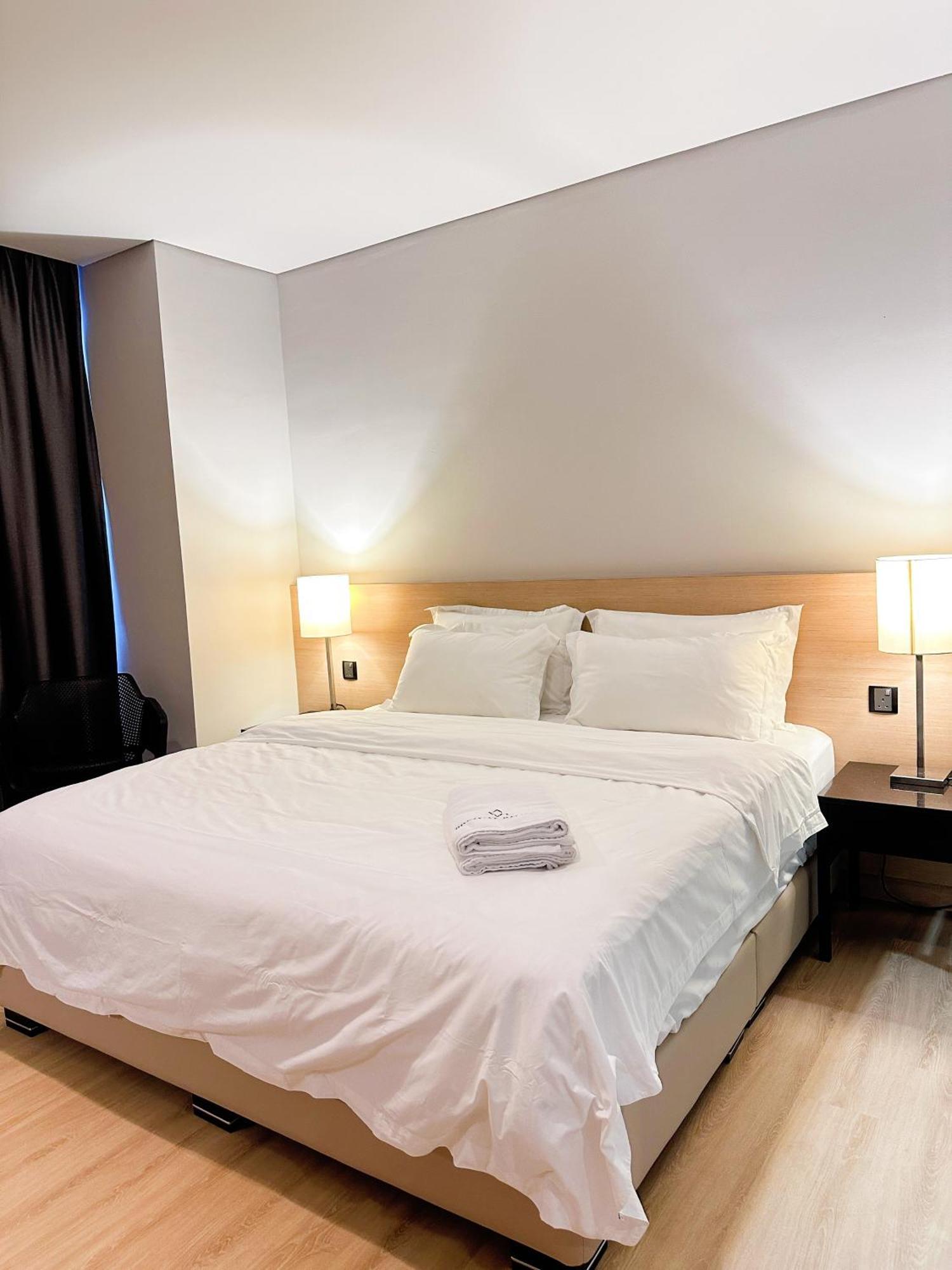 Straits Suite By C Homestay Malacca Extérieur photo